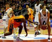 En la primera vuelta el Valencia Basket gan en Sar por un contundente 70-102.