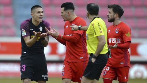 Djurdjevic protesta el gol anulado