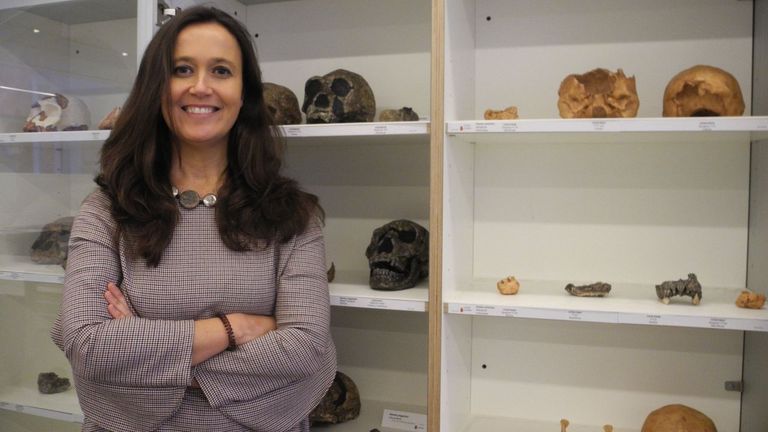 María Martinón: «Ahora matamos con las manos limpias. La tecnología ha eliminado nuestro freno natural contra la violencia: la empatía»