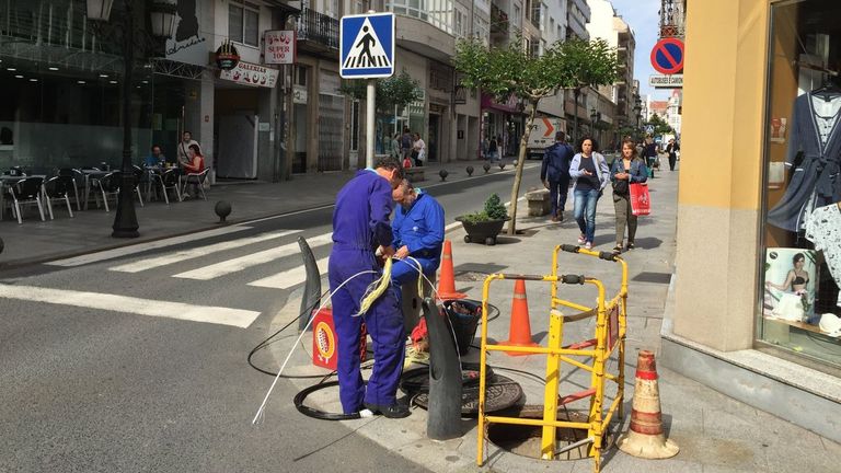 Vigo, Ponte Caldelas y Vilagarcía lideran el despliegue de fibra óptica