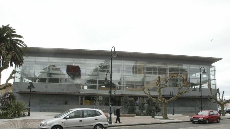 El PP denuncia la falta de limpieza que tienen estos días las calles de Cangas