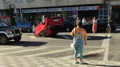 El vehículo quedó volcado en la calle Campo Grande