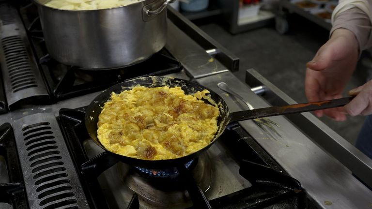 ¿Es mejor utilizar una sartén de teflón o de acero inoxidable?