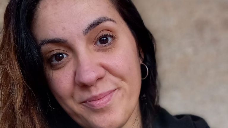 Presentación en Bueu de «Outono, a muller sen nome», de Paula Castro