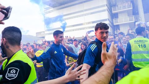 Recibimiento al Real Oviedo en la previa del partido contra el Villarreal