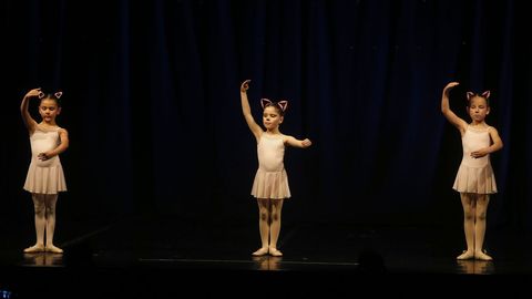  festival de la escuela municipal de ballet de Ribeira