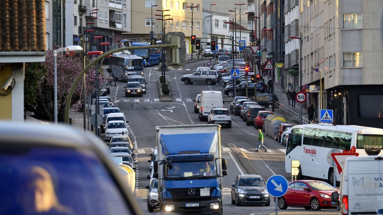 La Costa da Tapia es una de las v�as de la comarca que m�s tr�fico soporta.