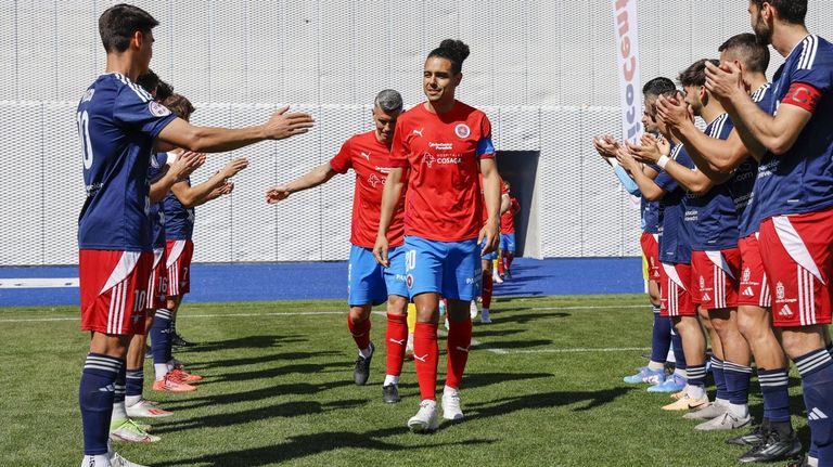 Viti Nieves, capitán de la UD Ourense, pasa al dique seco