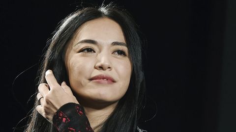 La actriz china Yao Chen abre el calendario. A sus 36 aos cuenta con ms de 70 millones de seguidores en las redes sociales y es la primera Embajadora de Buena Voluntad china de ACNUR