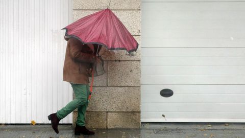 El paraguas ha sido una constante en Vilagarca