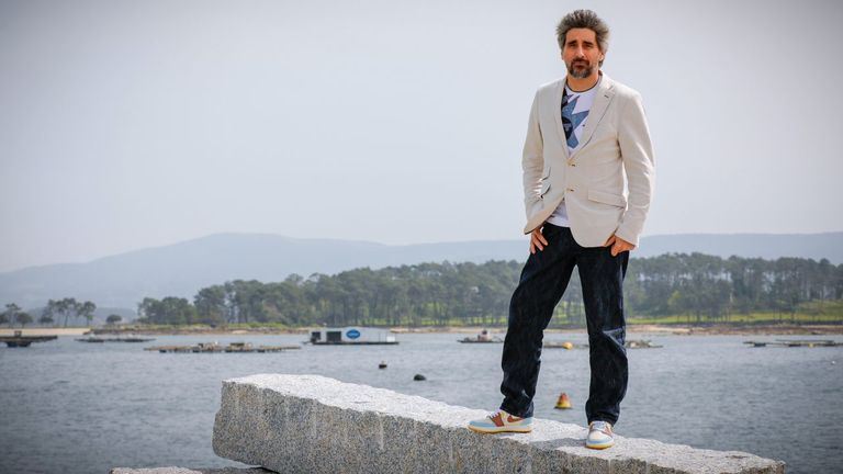 Una jornada literaria con dos primeros espadas: Manel Loureiro y Arantza Portabales