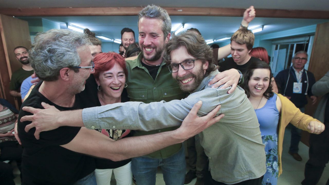 Los funcionarios de la provincia celebran su fiesta.Lola Herrera protagoniza �Cinco horas con Mario�