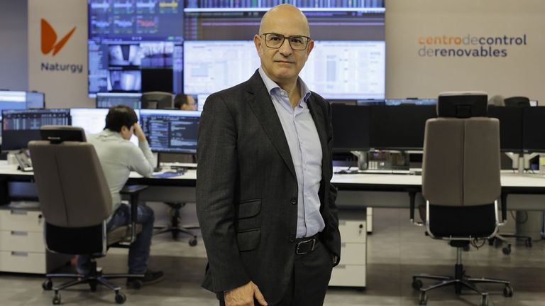 Jorge Barredo, Naturgy: «Tenemos parados diez parques eólicos y 300 millones de inversión en Galicia»