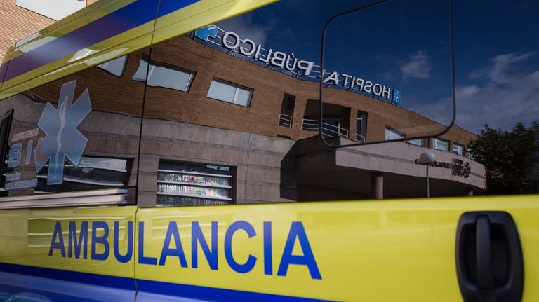 El enfermo fue trasladado al hospital de Verín.