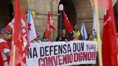 Trabajadores de la limpieza se manifestaron este miércoles en Lugo