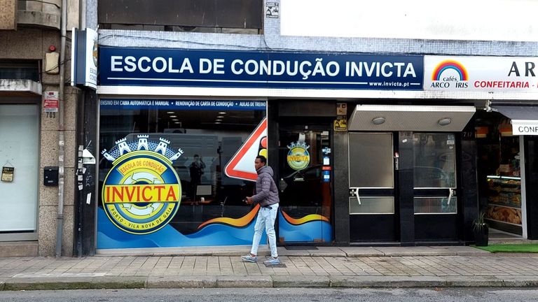 Las prácticas de conducir en Portugal podrán ser con un tutor