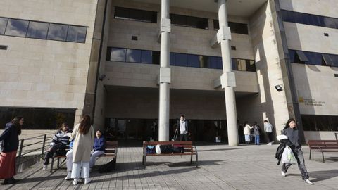 La Facultade de Comunicacin del campus de Pontevedra, antes de Ciencias Sociais e da Comunicacin