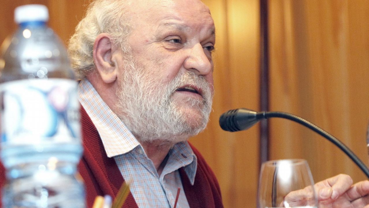 Los funcionarios de la provincia celebran su fiesta.Orquestra Sinf�nica Vigo 430