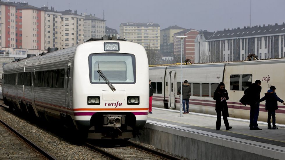De los 91 caminantes inscritos, 10 renunciaron por el temporal y el resto completaron la etapa Tui-Porri�o.