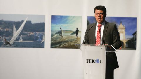 El periodista Ral Villares present la Gala do Deporte Ferroln
