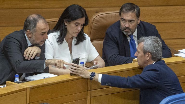 ¿Qué políticos gallegos tienen más «followers» en las redes sociales?