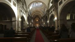 Misa das 13:30 do domingo na parroquia coruesa de San Nicols, oficiada en galego