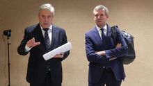 turistas.Antonio Gmez Caamao, conselleiro de Sanidade, y Alfonso Rueda, presidente de la Xunta.