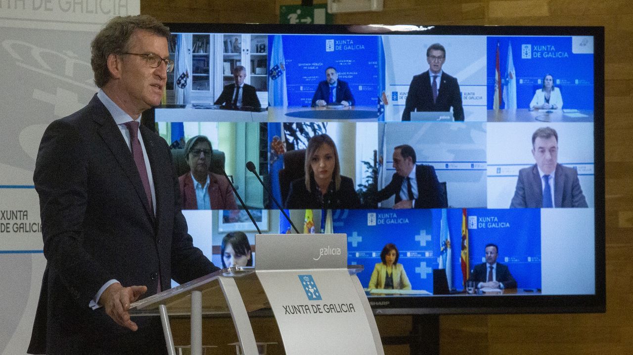 Fracasan los intentos de desencallar al megaportacontenedores del canal de Suez.Hospital Juan Cardona de Ferrol