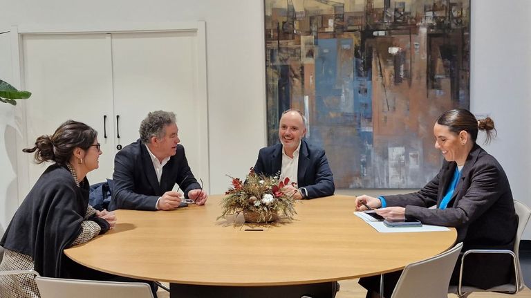 Zona Franca colaborará con el Concello de Pontevedra para abrir un centro de emprendimiento