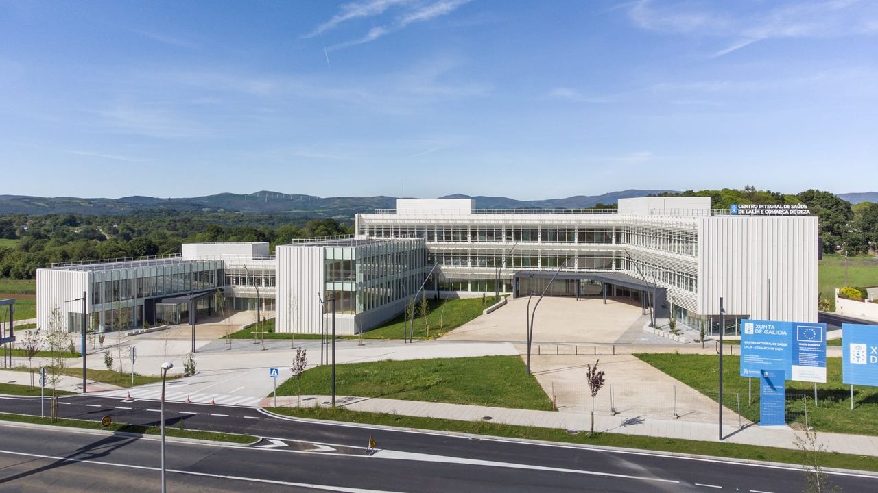 As&iacute; qued&oacute; el edificio de Churruchaos despu&eacute;s de su reforma.Edificio de Jorreto en la r&uacute;a Progreso de Ourense