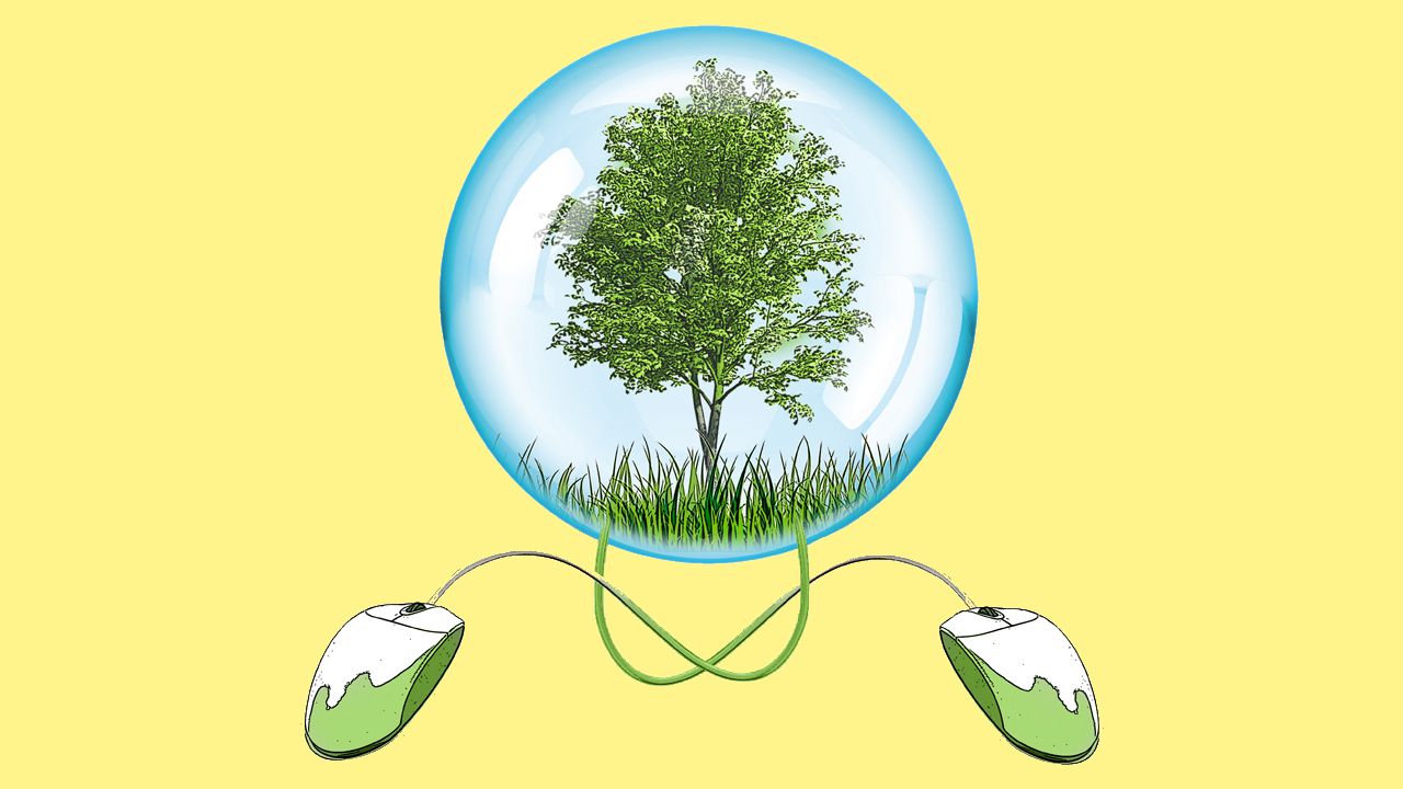 Terrazas llenas en el primer d�a de la primavera gallega.Salom�o marc� el gol del empate contra el Barcelona en el Camp Nou y el Deportivo se mantuvo en Primera en el 2015