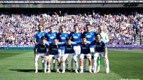 Once inicial del Real Oviedo ante el Real Valladolid