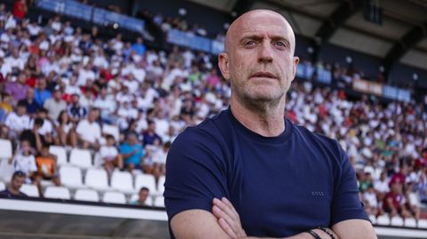 Juli�n Calero, antes del Albacete-Oviedo