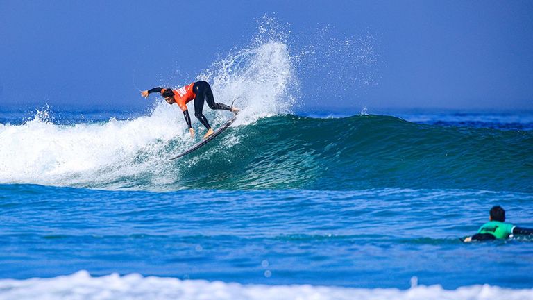 El Gadis Surf Festival se pone en marcha en aguas de Esmelle