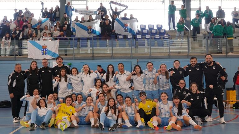 La selección gallega sub-16 tumba al campeón y pasa a semifinales del Nacional femenino de fútbol sala