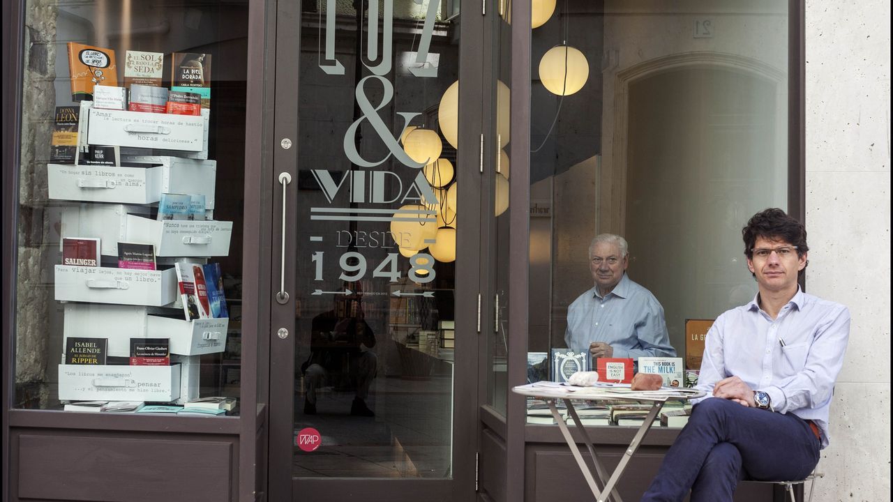 Los libreros Manso, de Burgos, en pie desde 1948