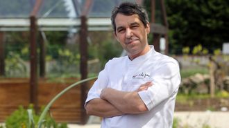 El chef Javi Olleros, del restaurante Culler de Pau, ser uno de los encargados de investigar las posibilidades gastronmicas de la avena negra gallega