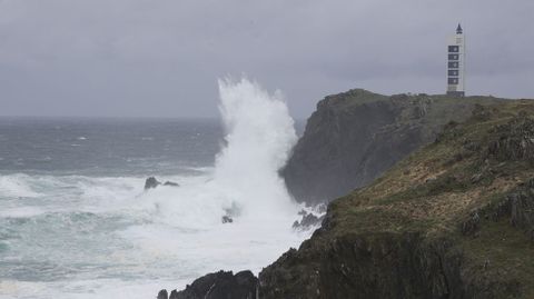 TEMPORAL EN EL MAR DESDE EL FARO DE MEIRAS