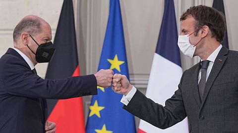 Scholz y Macron, durante su primera reunión en Paris.
