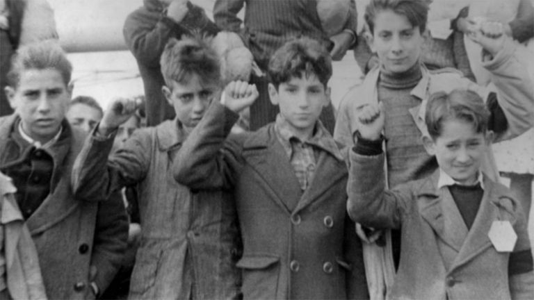 Niños de la guerra evacuados a la Unión Soviética durante la Guerra Civil española.