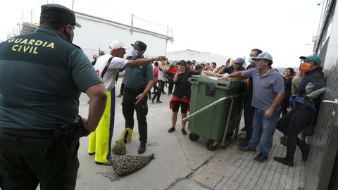CONFLICTO ENTRE MARISCADORES DE A PIE CON LOS DE A FLOTE DE LA COFRADIA DE PESCADORES DE RIANXO POR LAS CONCESIONES