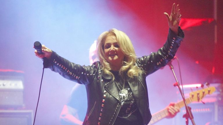 Muere la cantante Bonnie Tyler a los 75 años, la roquera de voz ronca y potente
