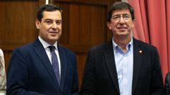 El presidente de la Junta de Andalucia, Juan Manuel Moreno Bonilla, y el vicepresidente, Juan Marn en el anterior Gobierno, en el que PP y Cs estaban coaligados