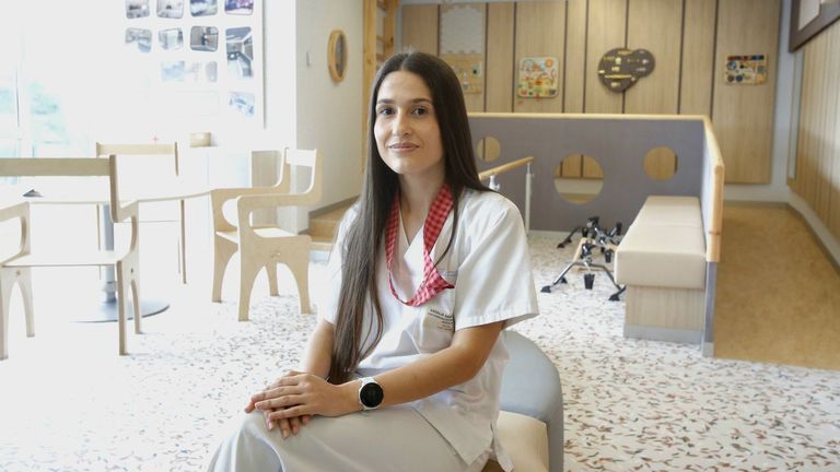 Natalia Sánchez, enfermera especialista en geriatría: «Vemos moita soidade; un motivo de ingreso habitual é por problemática social»