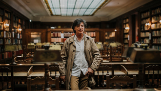 Carlos L�pez-Ot�n, durante la promoci�n de su nuevo libro.
