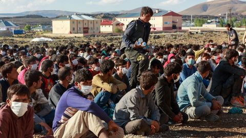 Campamento de refugiados acoge a 400 desplazados de Afganistán, Pakistan e Irán.