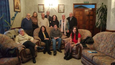 Presentación del libro «Covid-19», escrito por el club de lectura local