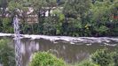 El río Nalón, a su paso por Trubia, lleno de espuma, según denunciaron los vecinos este año