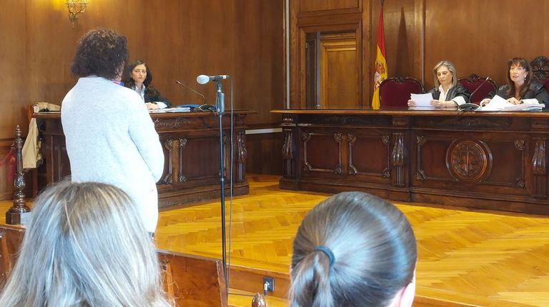 El desolador juicio de Sonia, que plantó fuego en un edificio de Ponteareas con gente dentro