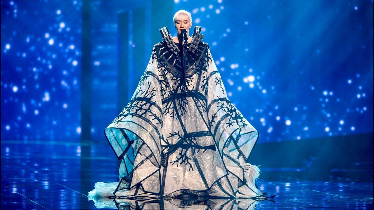 Nina Kraljic dej atnitos a los que seguan Eurovisin desde Estocolmo en el ao 2016 con su indescriptible vestido